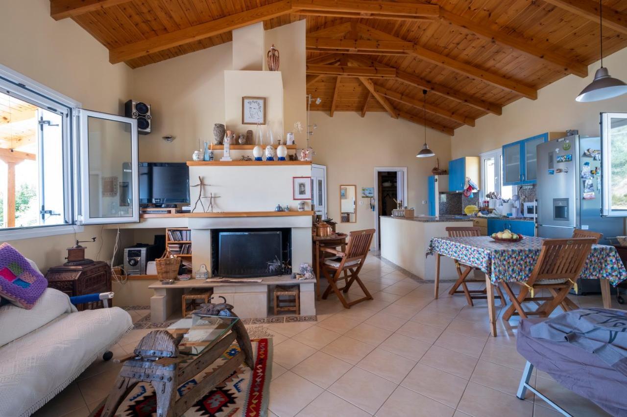 Balcony Of Argolis Gulf Villa Толон Екстериор снимка